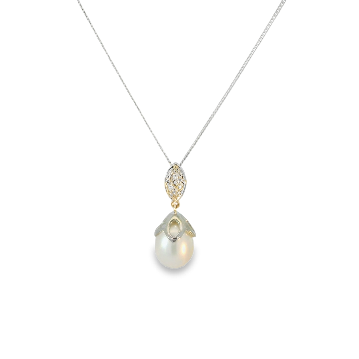 Diamond White Pearl Pendant