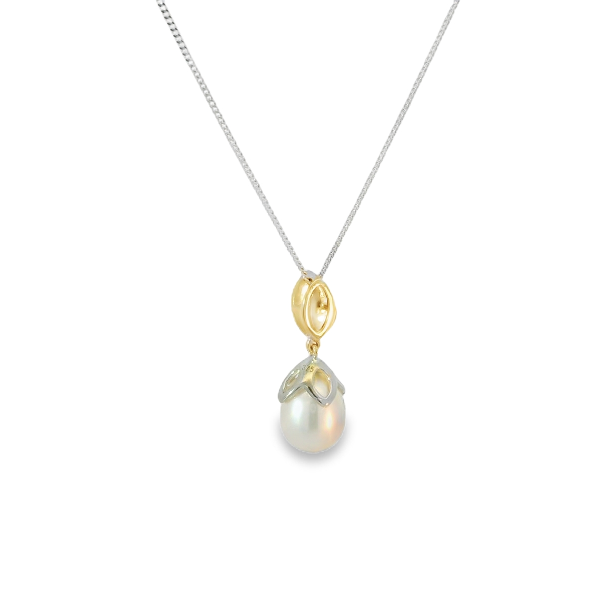 Diamond White Pearl Pendant